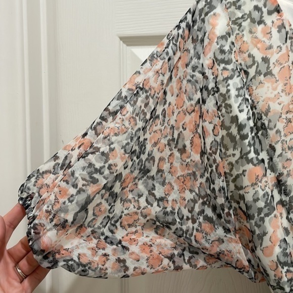 She & Sky V-Neck Coral and Gray Leopard Print Dress - Picture 5 of 8